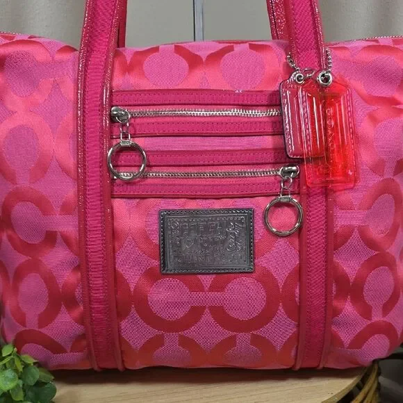 バッグ Coach Op Art Signature Tote Bag pink Coach Hot Pink Op Art C Signature Tote Bag
